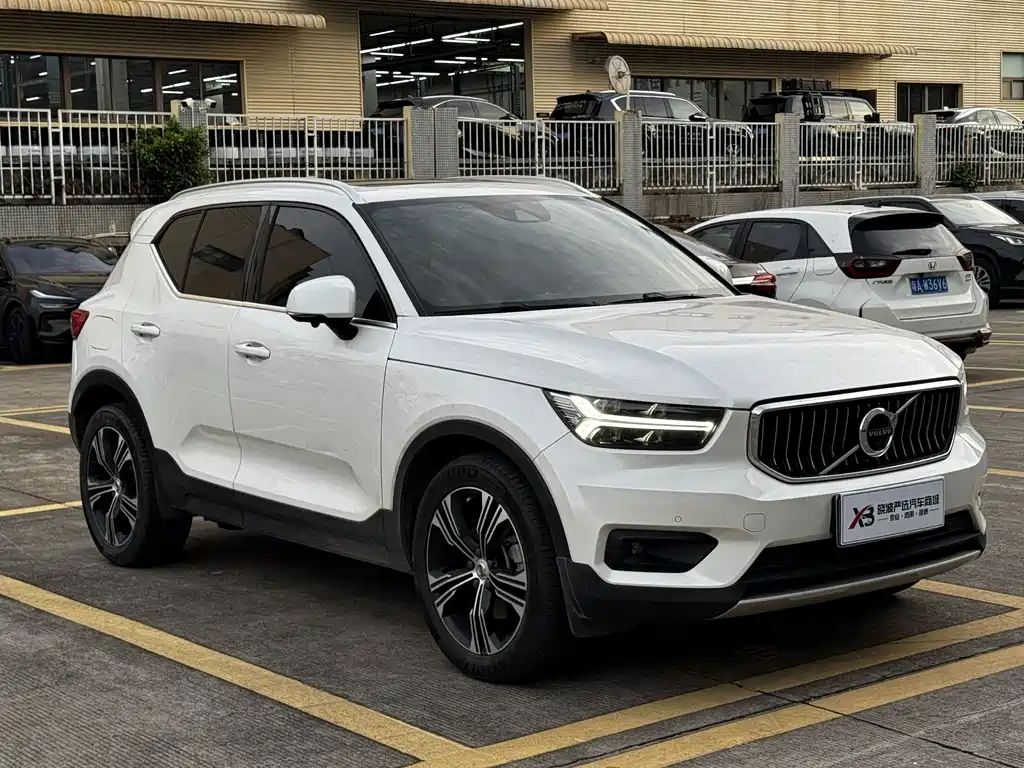 Volvo XC40 2020