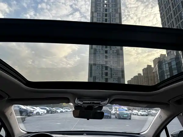 Hongqi H5 2023