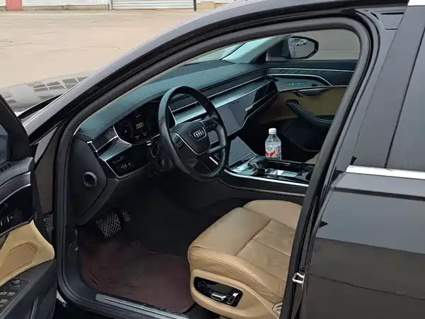 Audi A8 2019