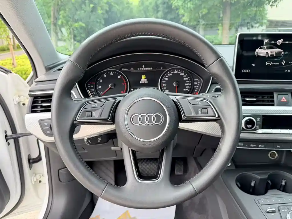 Audi A4L 2017 — фото 17