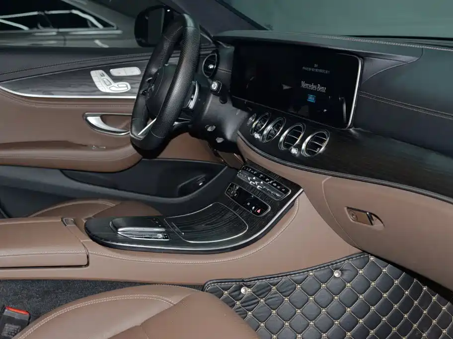 Mercedes-Benz E-Class New Energy 2023 — фото 19