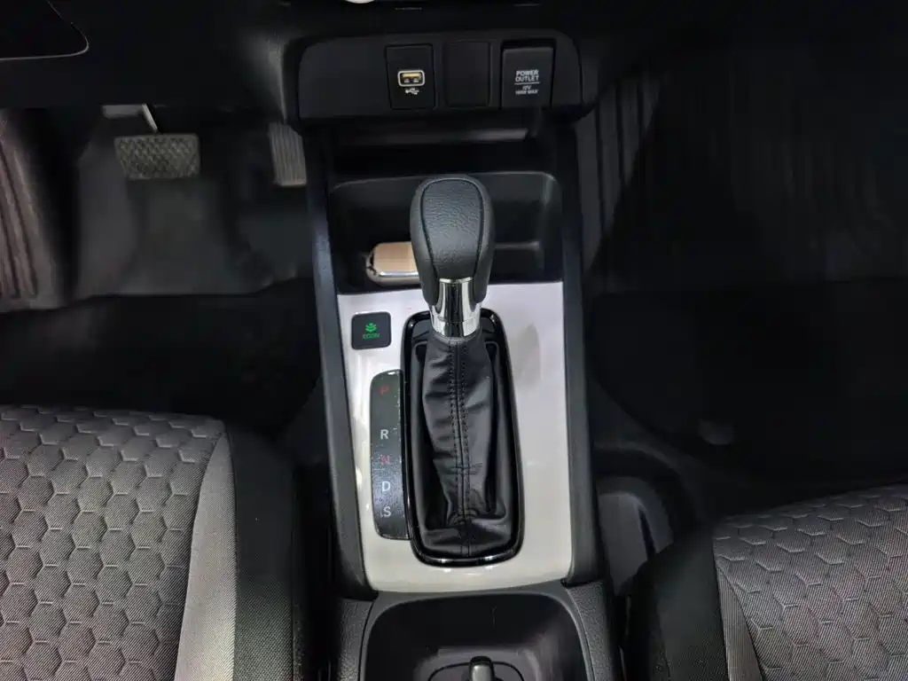 Honda Fit 2023 — фото 3
