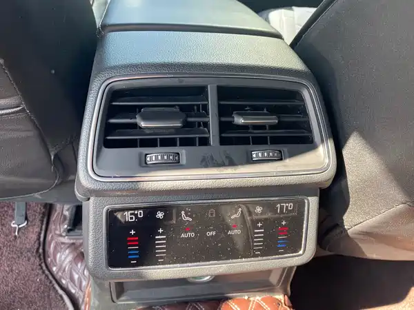 Audi A6L 2020