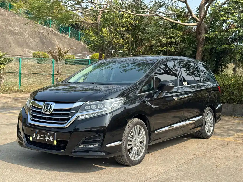 Honda Elysion 2019 — фото 1