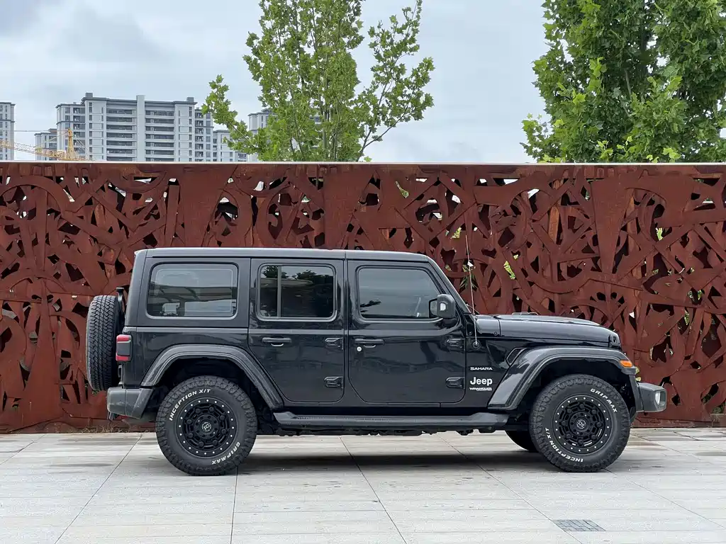 Jeep Wrangler 2021 — фото 6