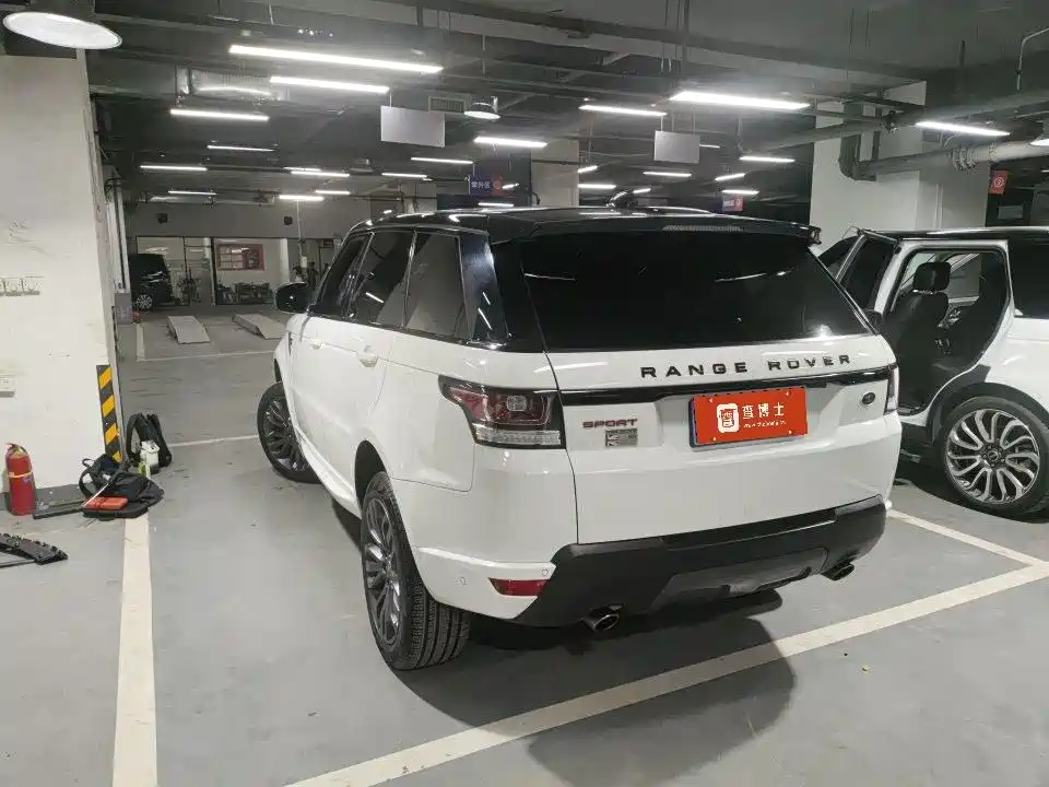 Land Rover Range Rover Sport 2017 — фото 2