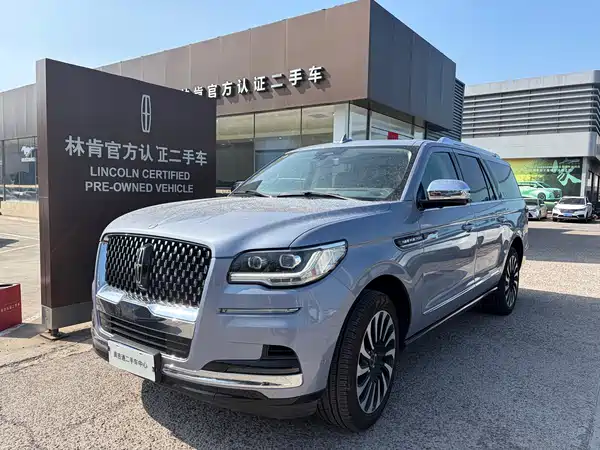 Lincoln Navigator 2024