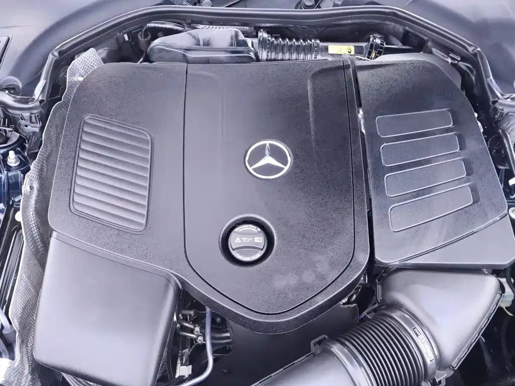 Mercedes-Benz C-Class 2024 — фото 24