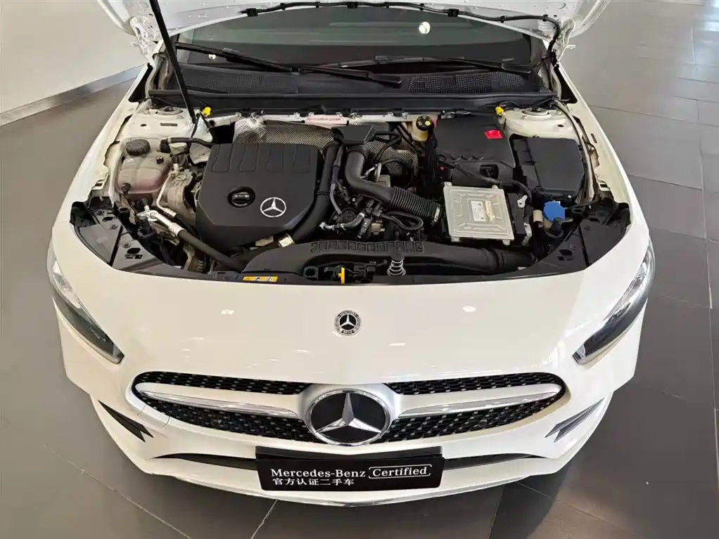 Mercedes-Benz A-Class 2022 — фото 8