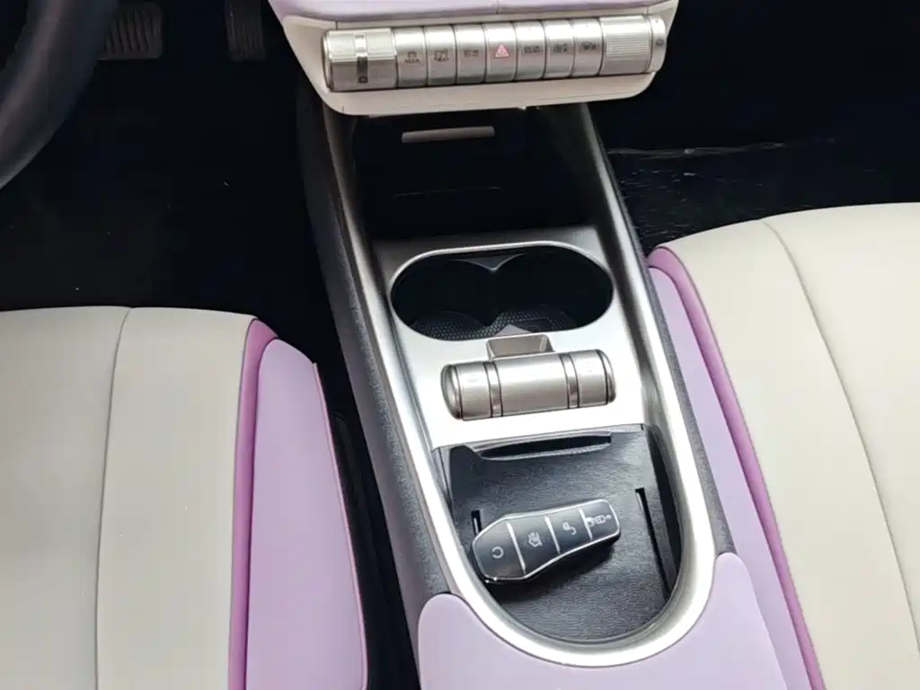 BYD Dolphin 2023 — фото 14
