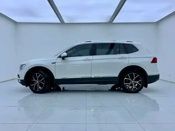 Volkswagen Tiguan L 2020