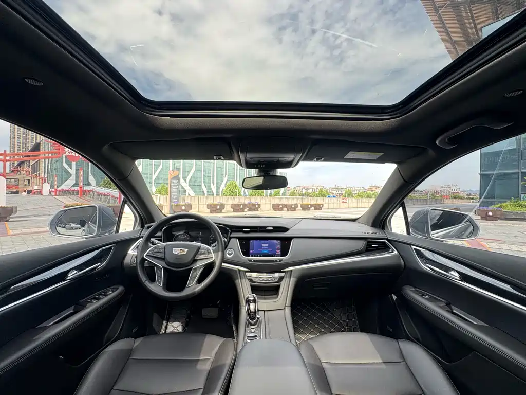 Cadillac XT5 2022 — фото 17