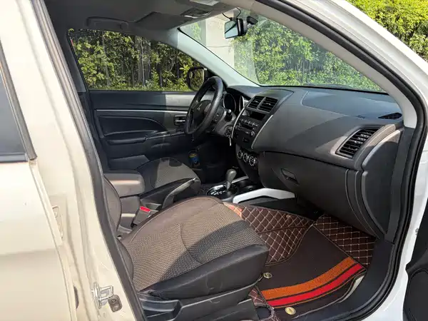Mitsubishi Jinxuan ASX 2016