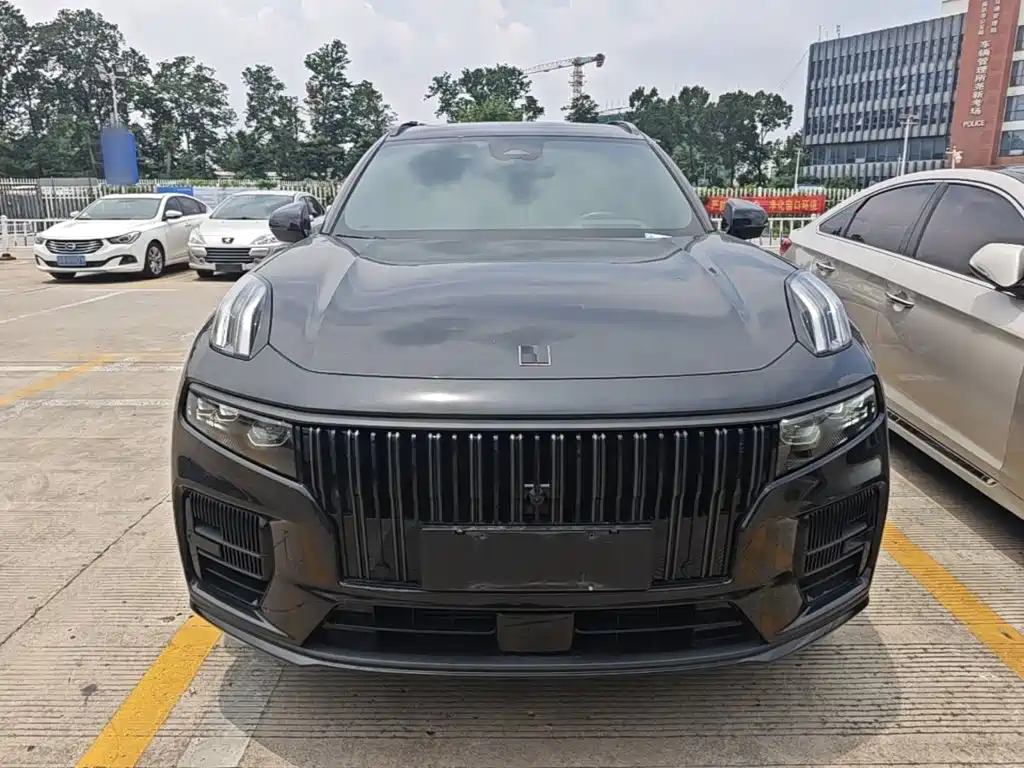 Lynk & Co 09 EM-P 2023