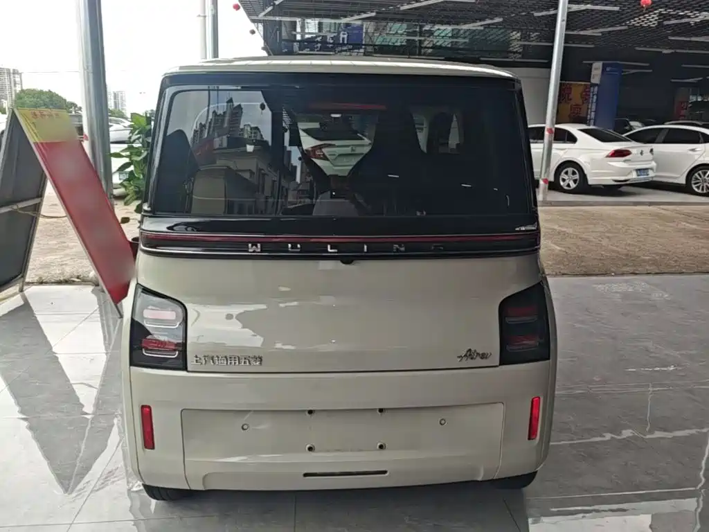 Wuling Air ev Clear Sky 2023 — фото 6