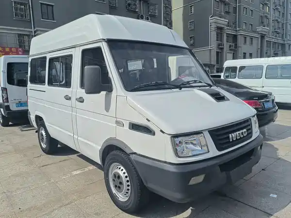Iveco Proud 2017