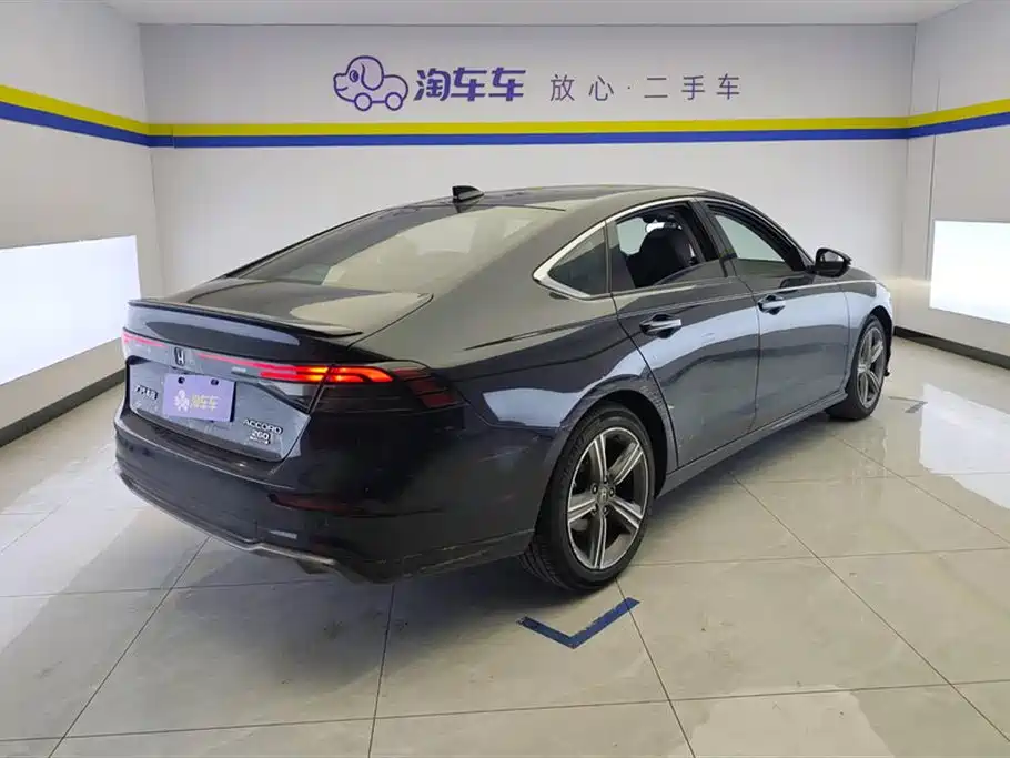 Honda Accord 2023 — фото 3