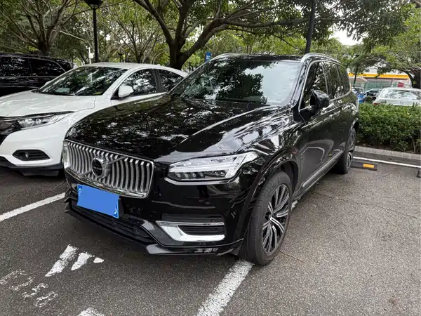 Volvo XC90 2021