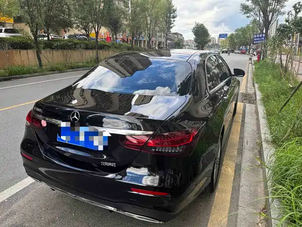 Mercedes-Benz E-Class 2023