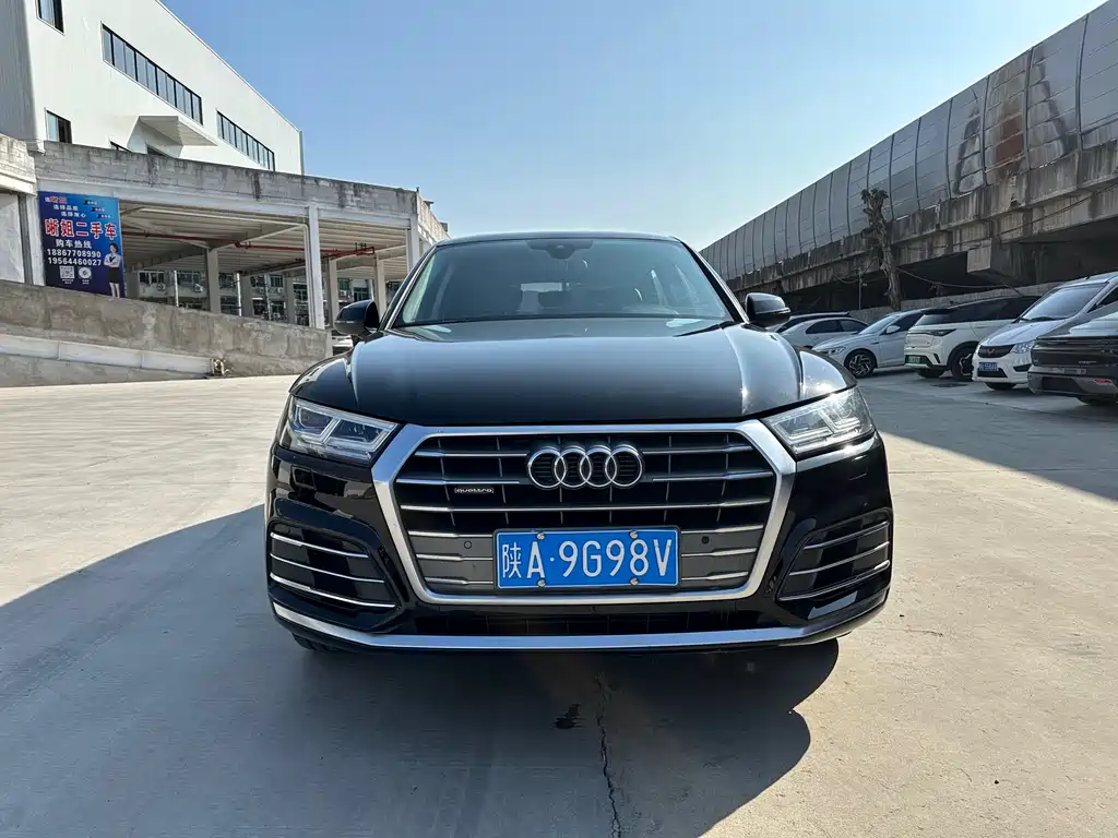 Audi Q5L 2020 — фото 2