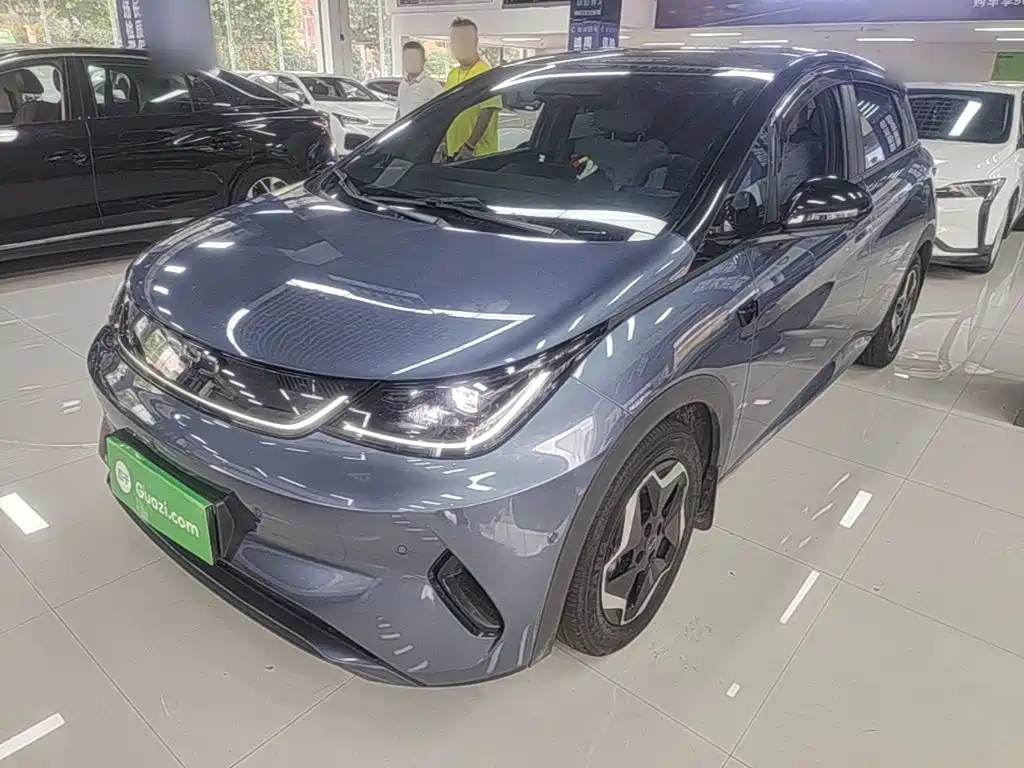 BYD Dolphin 2025 — фото 1