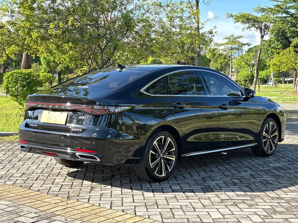 Chery Arrizo 8 PRO 2025 — фото 25