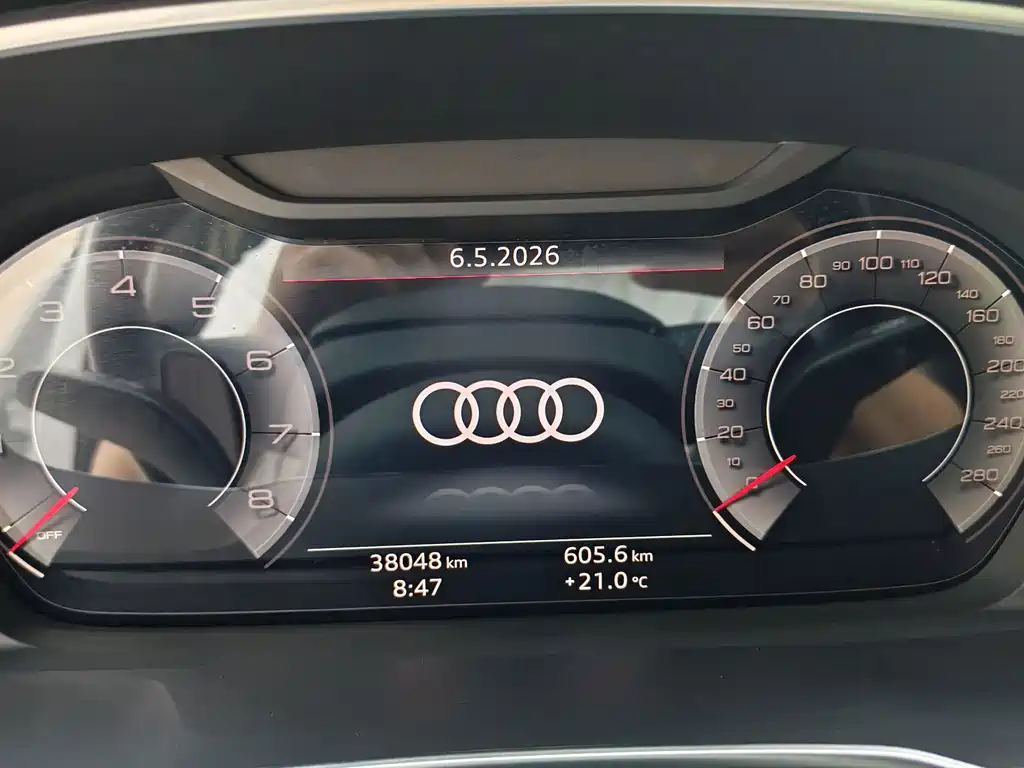 Audi Q3 2022 — фото 13