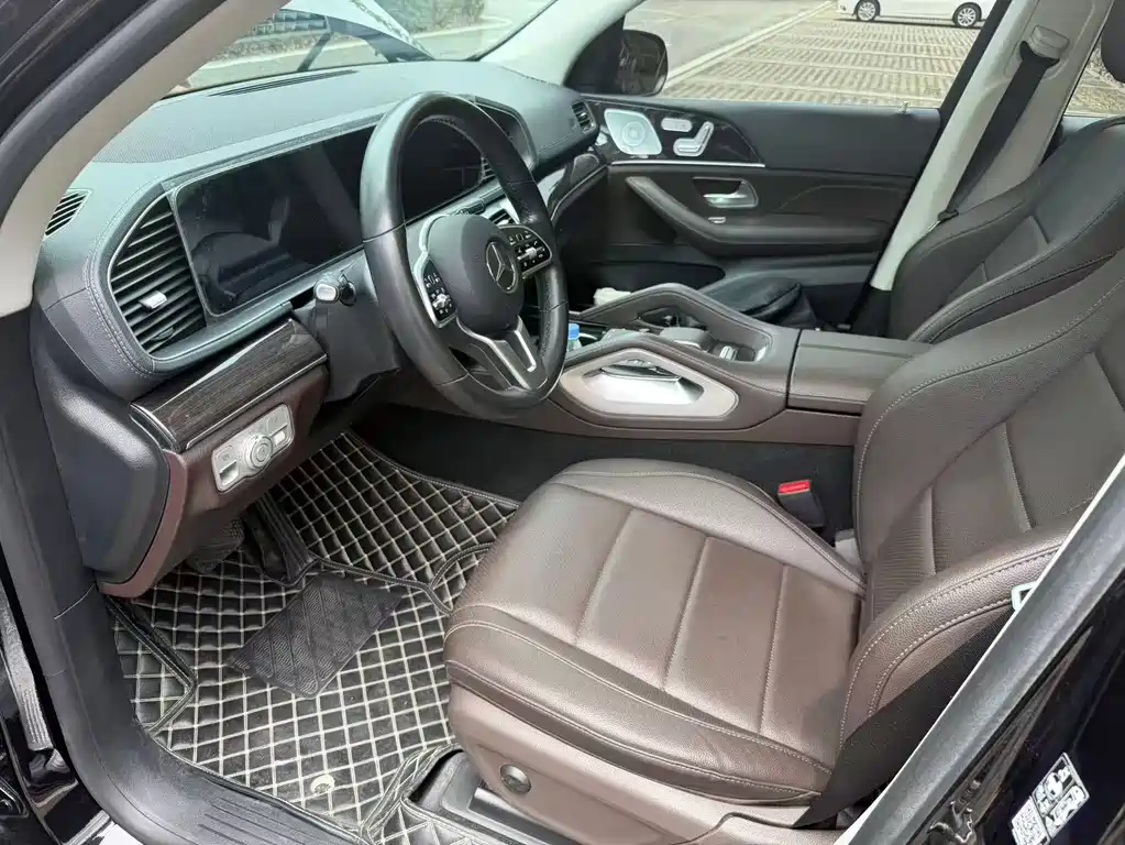 Mercedes-Benz GLE 2021