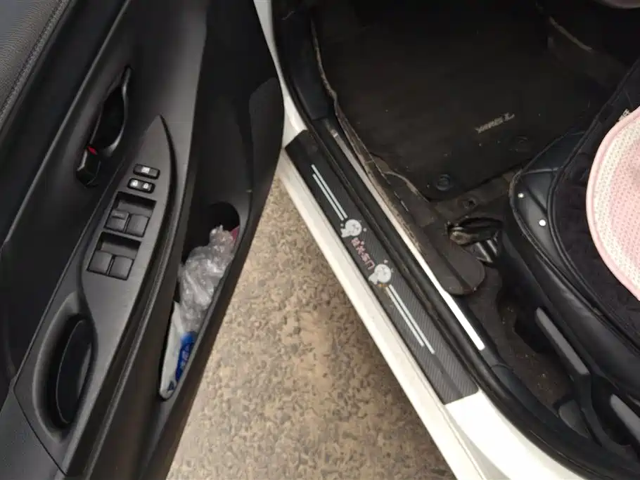 Toyota Yaris L 2021