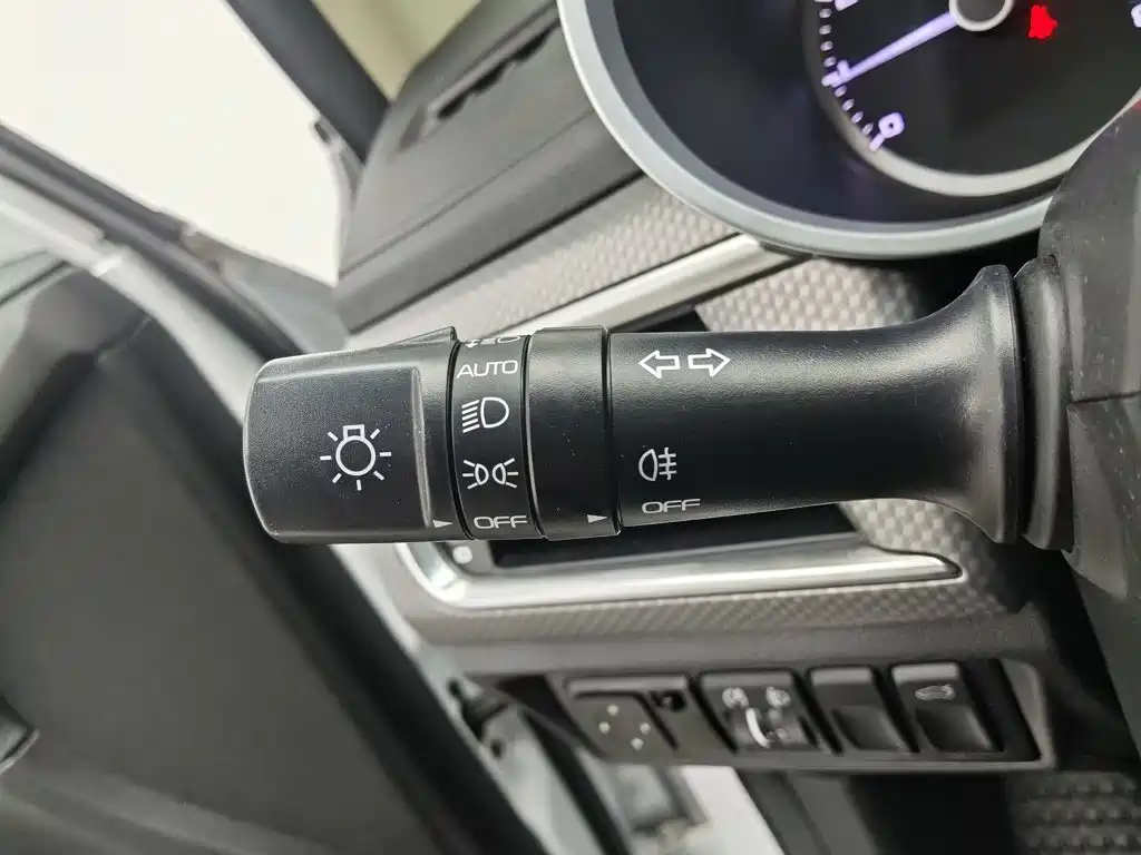 Geely Emgrand GS 2017 — фото 21
