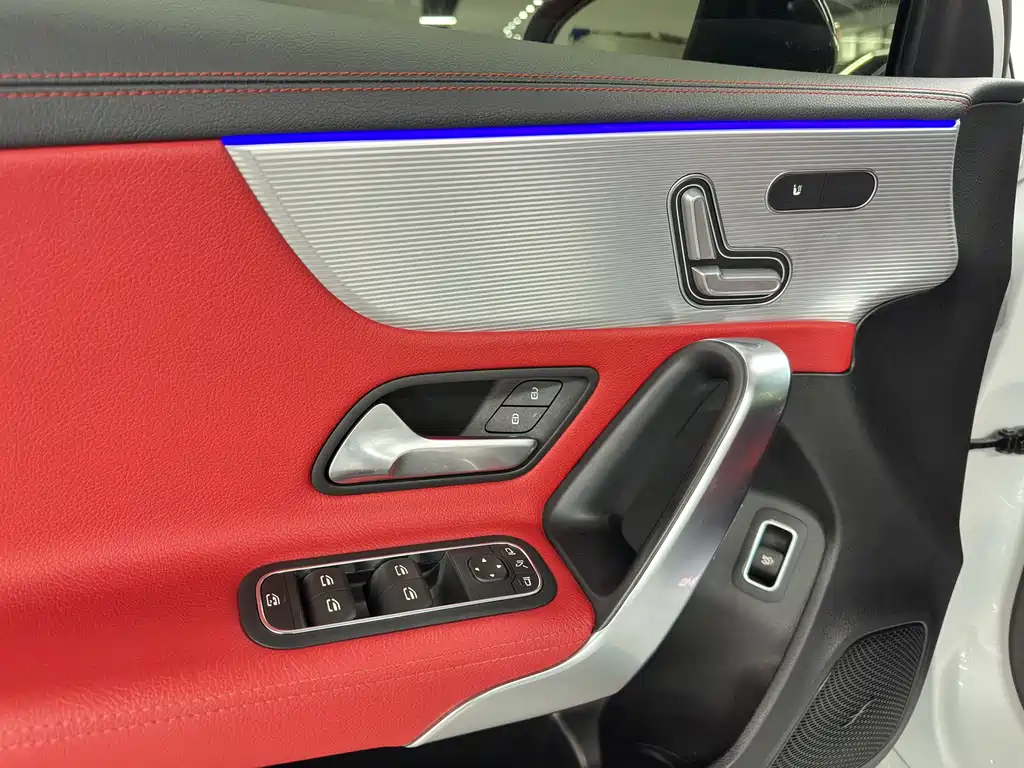 Mercedes-Benz A-Class AMG 2021 — фото 7