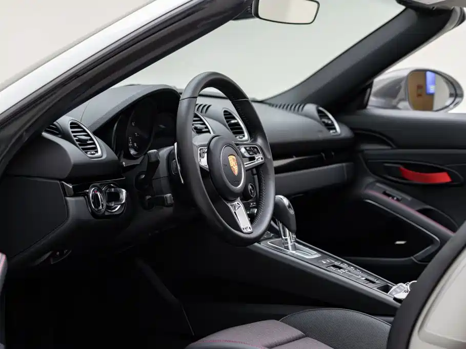 Porsche 718 2020 — фото 11