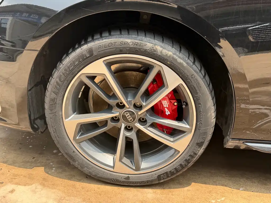 Audi A4L 2022