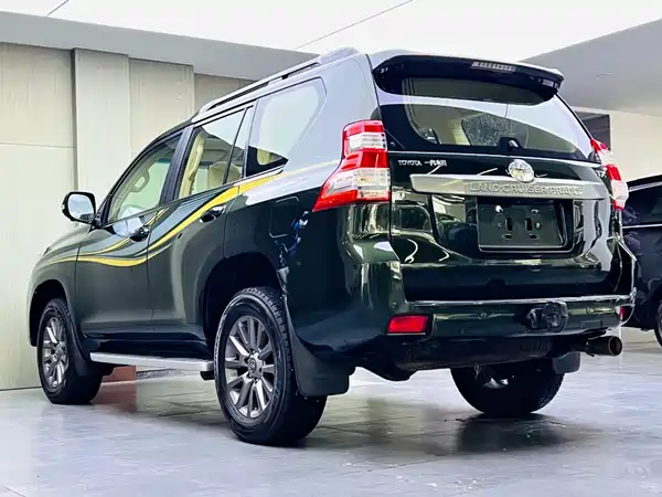 Toyota Prado 2016