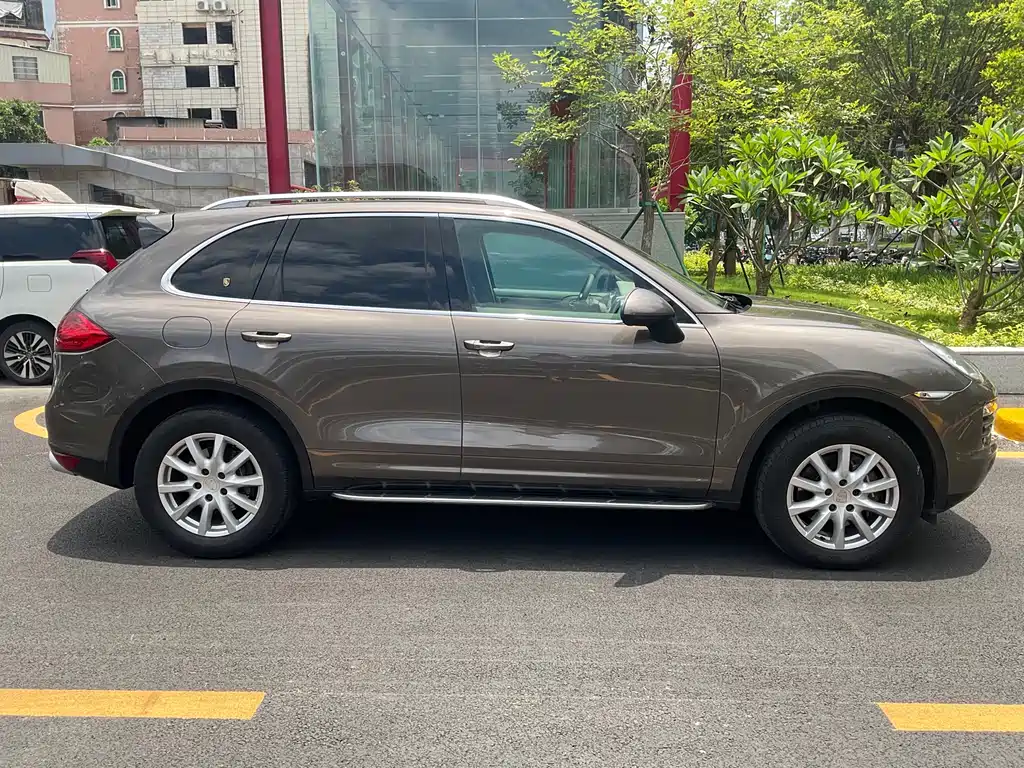 Porsche Cayenne 2013