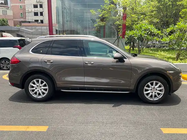 Porsche Cayenne 2013