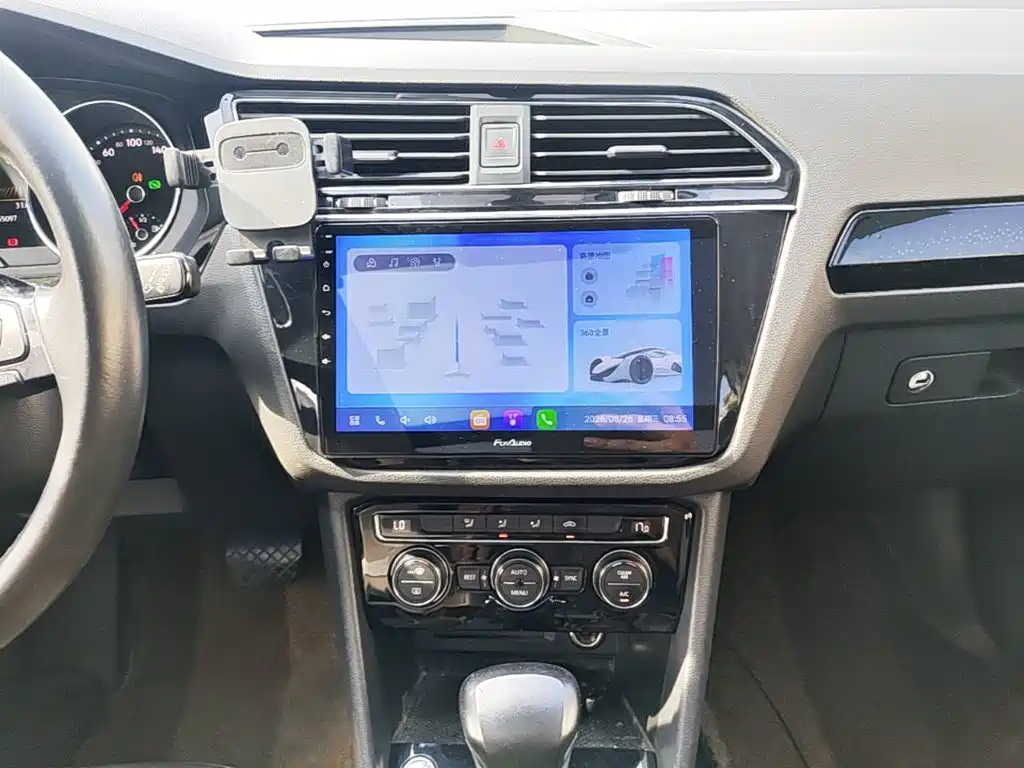 Volkswagen Tiguan L 2019 — фото 13