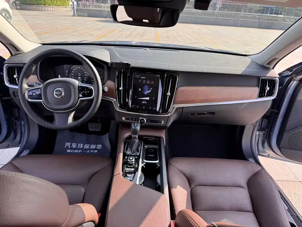 Volvo S90 2019 — фото 24