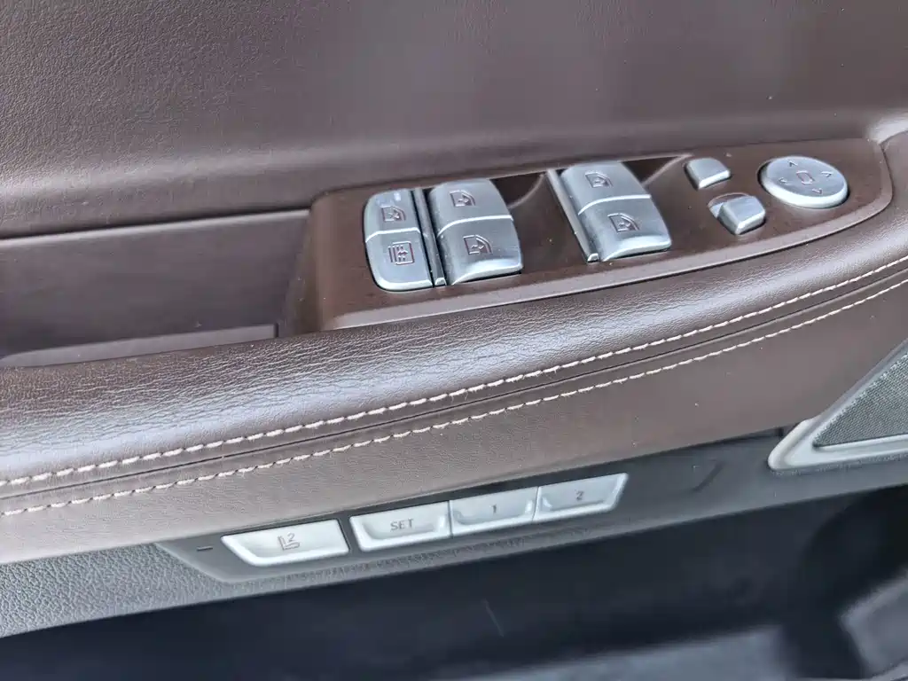 BMW 7 Series 2018 — фото 13