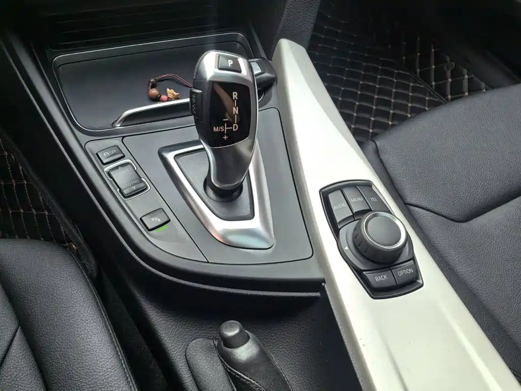 BMW 3 Series GT 2015 — фото 15