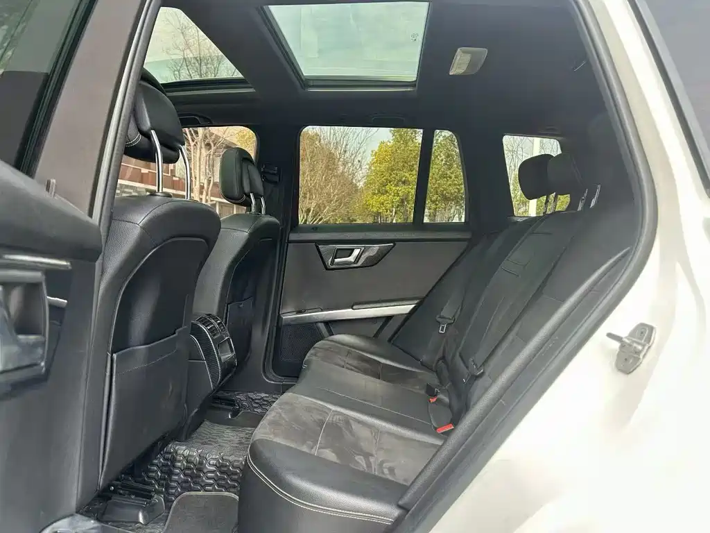 Mercedes-Benz GLK-Class 2015