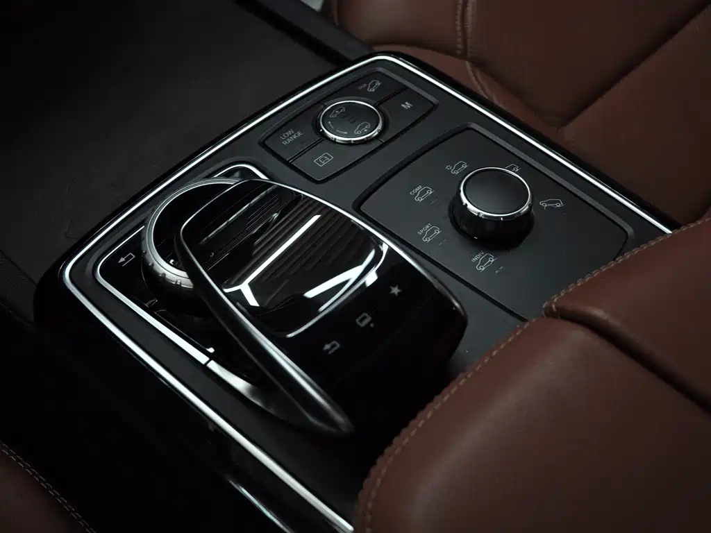 Mercedes-Benz GLS 2016 — фото 9