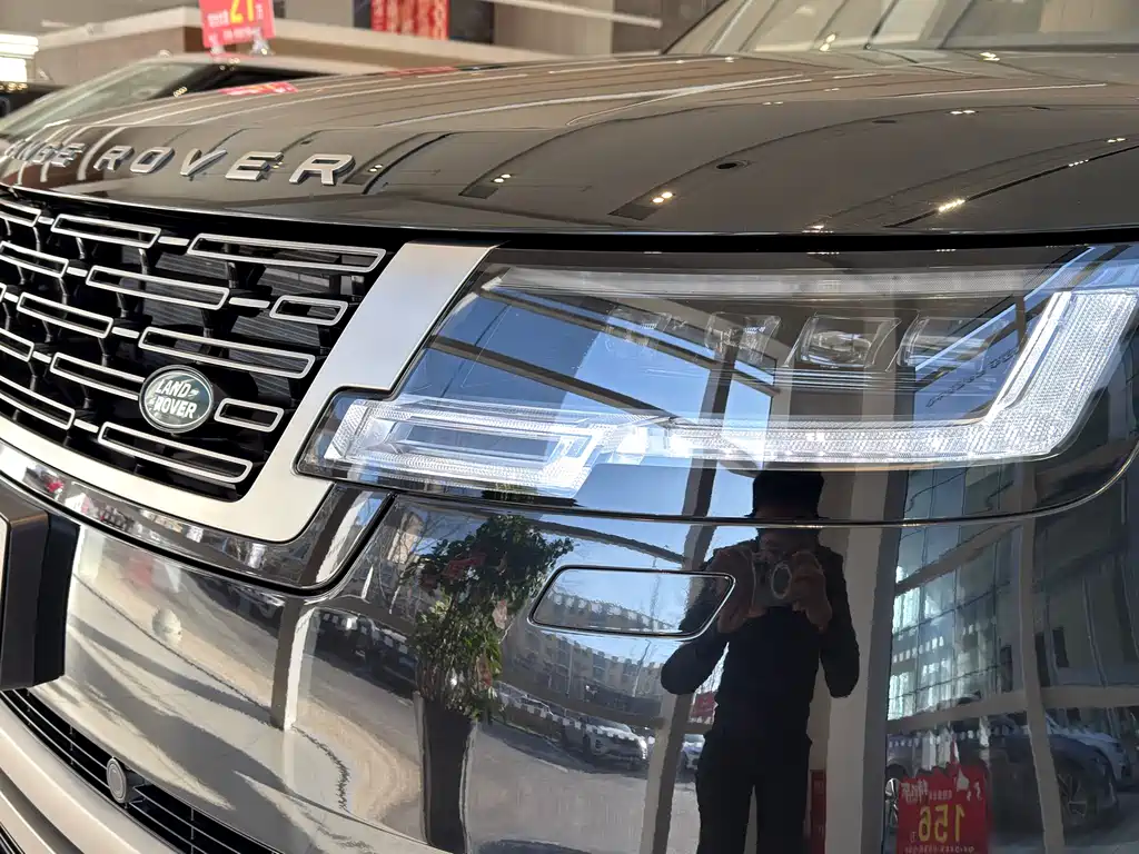 Land Rover Range Rover 2025 — фото 19