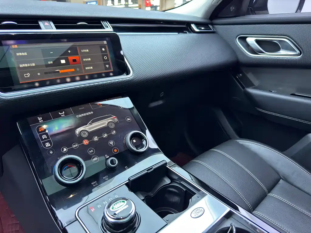 Land Rover Velar 2018 — фото 7