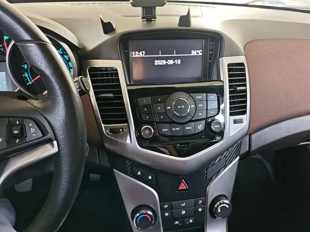 Chevrolet Cruze 2015 — фото 20