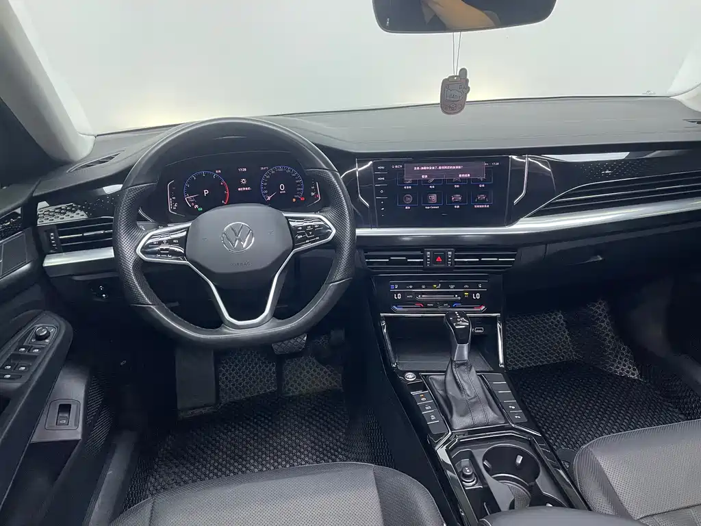 Volkswagen Passat 2022