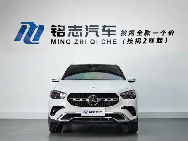 Mercedes-Benz GLA 2024