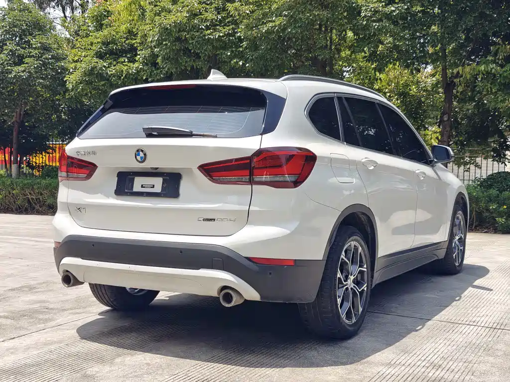 BMW X1 2022 — фото 17