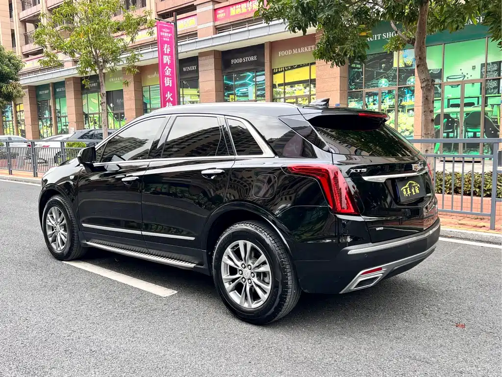 Cadillac XT5 2020 — фото 6