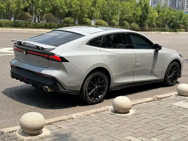 Changan UNI-V 2023